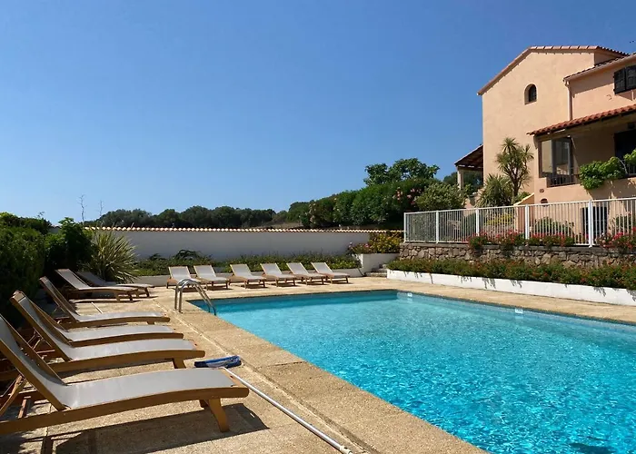 Marie Diane - Cote Piscine F Apartment *