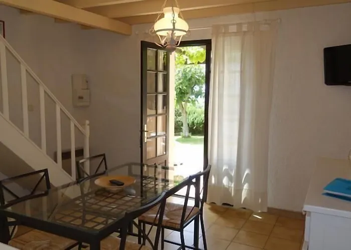 Marie Diane - Cote Piscine F Propriano (Corsica)