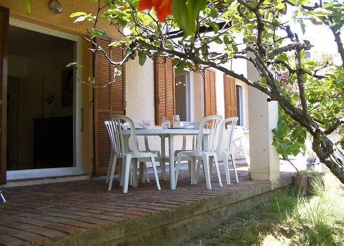 Marie Diane - Cote Piscine F Apartment