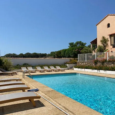 Marie Diane - Cote Piscine F Апартаменты *