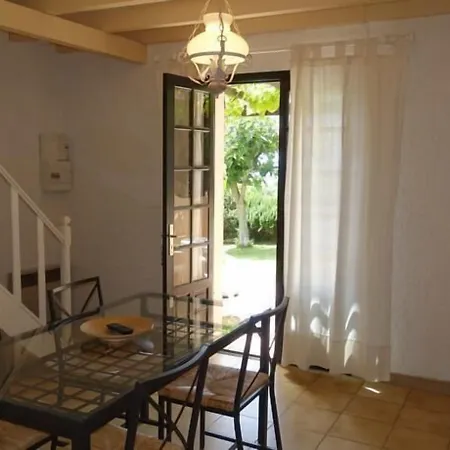 Marie Diane - Cote Piscine F Проприано