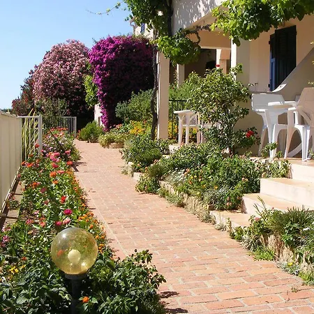 Апартаменты Marie Diane - Cote Piscine F *